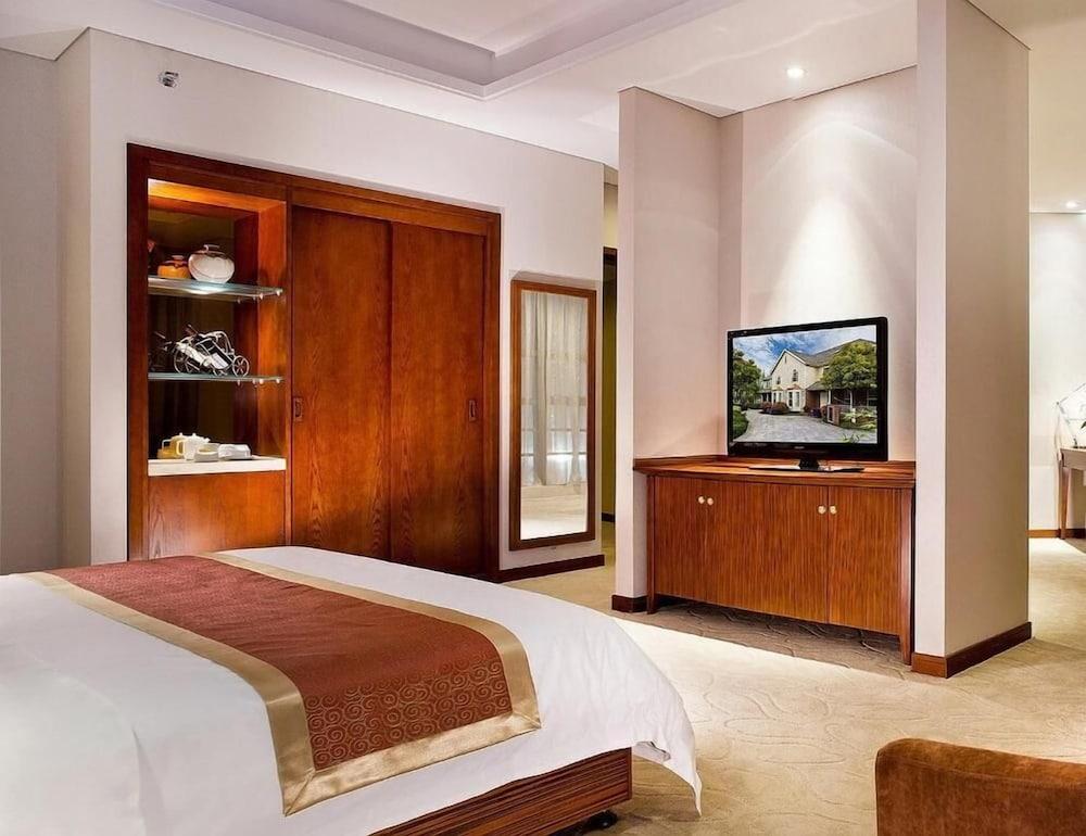 Nanjing Expo Center Hotel Экстерьер фото