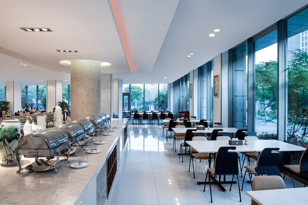 Nanjing Expo Center Hotel Экстерьер фото
