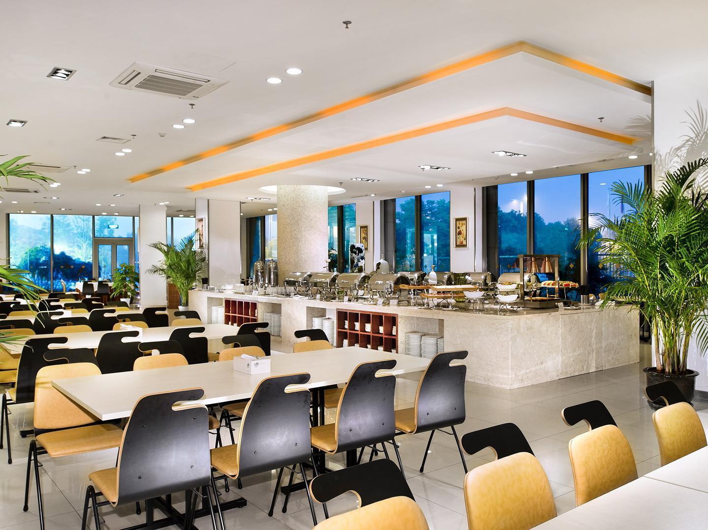 Nanjing Expo Center Hotel Экстерьер фото